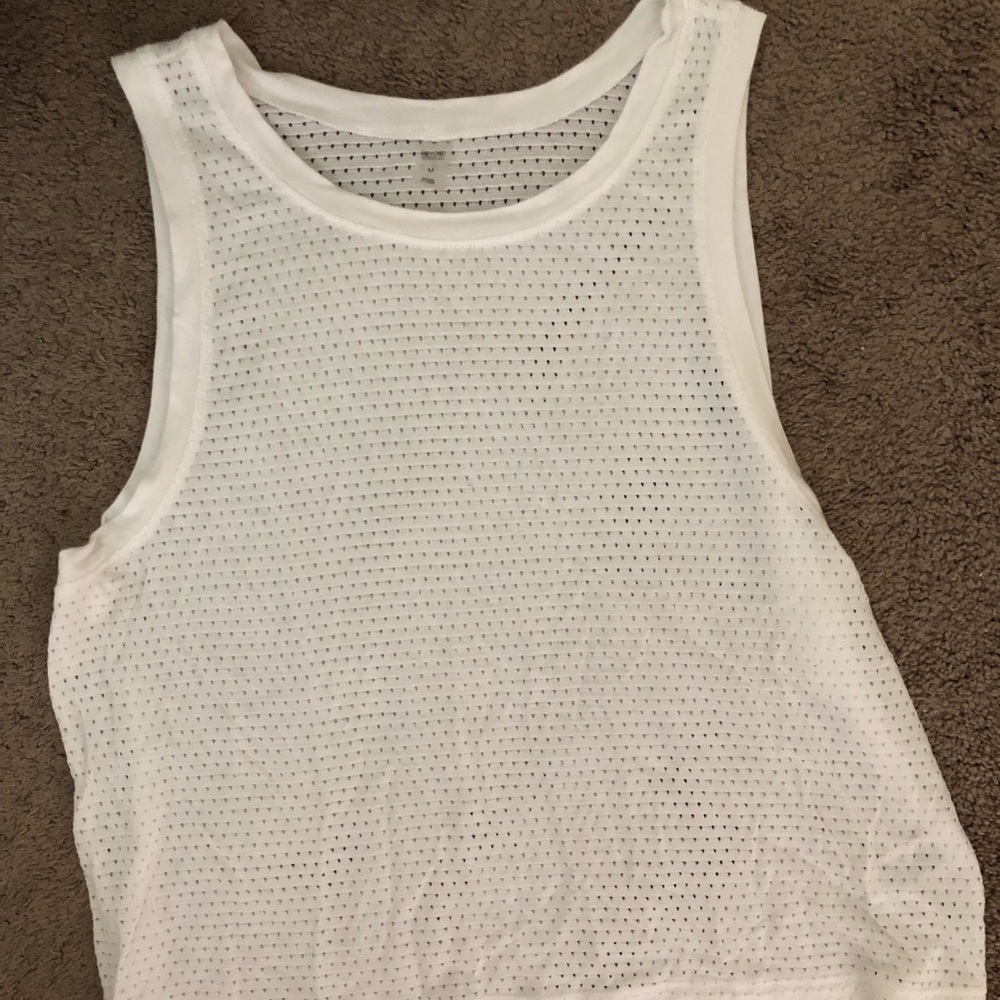 Beyond Yoga white muscle tank